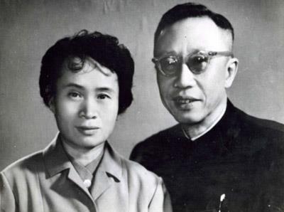 分手后挽回女友的话_挽回女朋友的句子_分手不能挽回伤感的句子