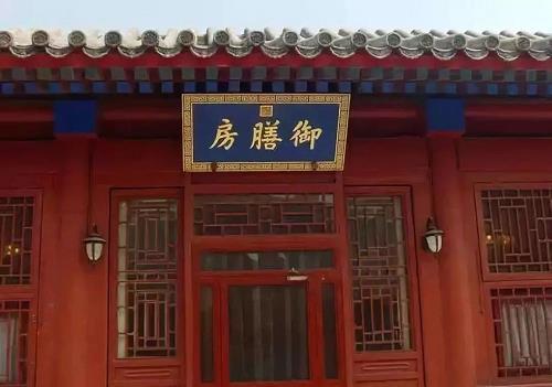 qq空间伤感的文字说说21句