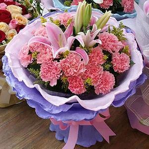 2021情人节祝福语 祝朋友情人节快乐的心情说说句子